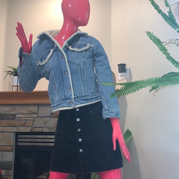 Levi’s Vintage Sherpa - Picture 2 of 14